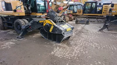 468134