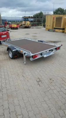 467526