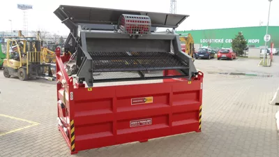 496181