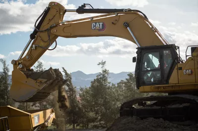 Cat 374