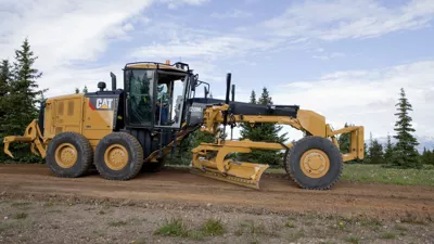 Cat 120M2 AWD