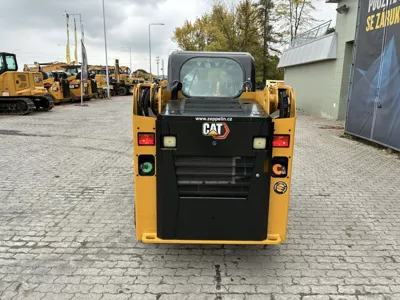 93040