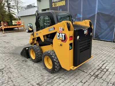 93040