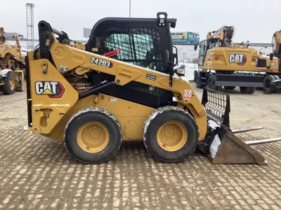 Cat 242D3