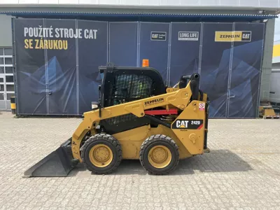Cat 242D