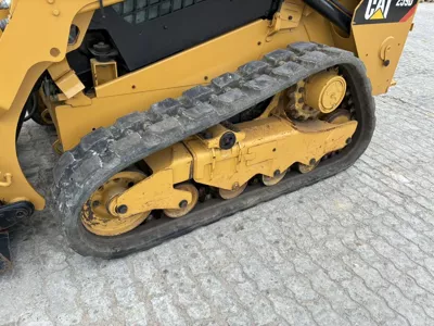 115907
