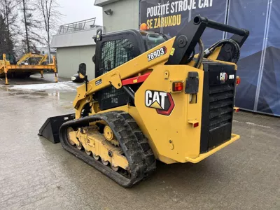 76296