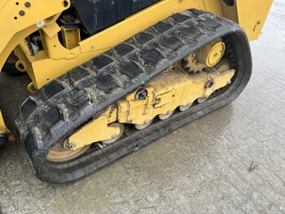 76296