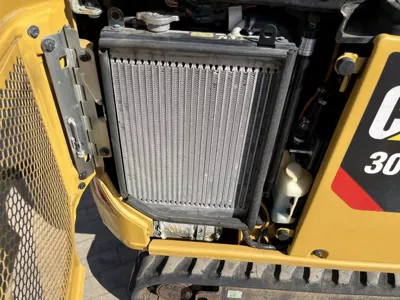 75725
