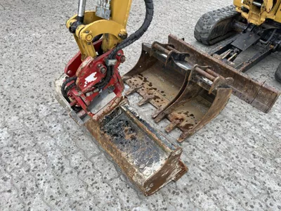 79158