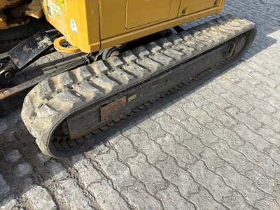 124101
