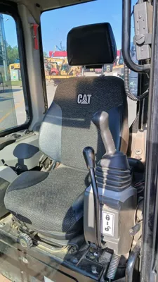 116171