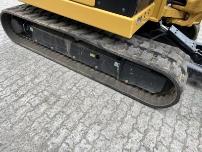 86439