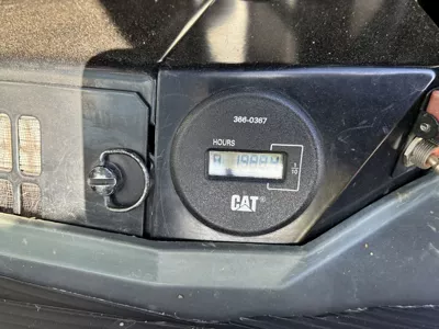 123704