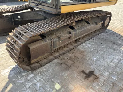 89993