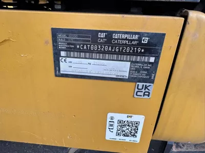 113613