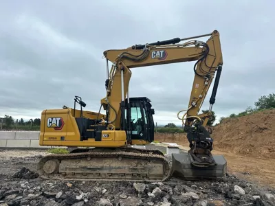 Cat 323
