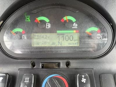 123250
