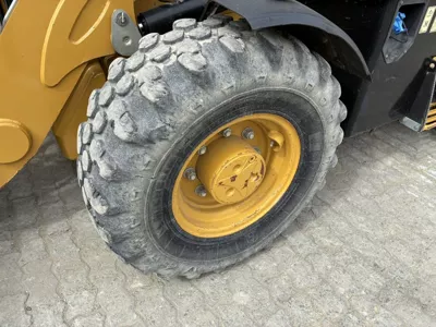 110400