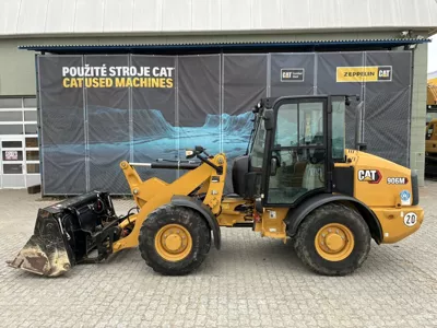 Cat 906M