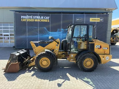 Cat 906M