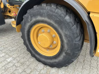 118935