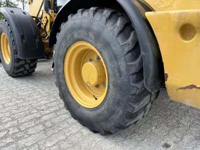 84899