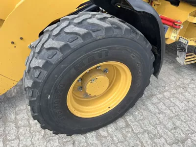 84899