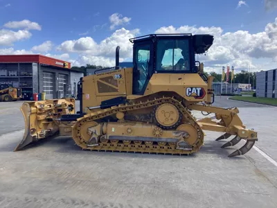 Cat D5