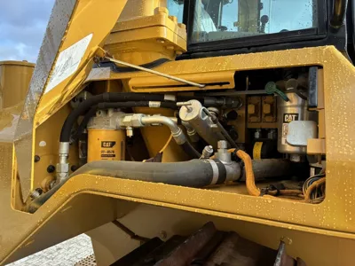 92562