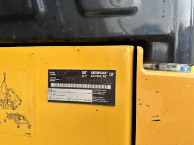 87043