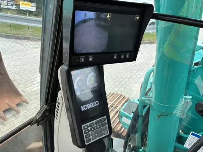 111073